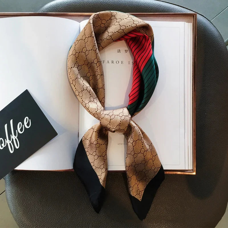 2025 New Women's Soft Satin Hair Scarves Fashion Square Printed Headscarf 70cm Professional Accessories Designer Scarf Headband
